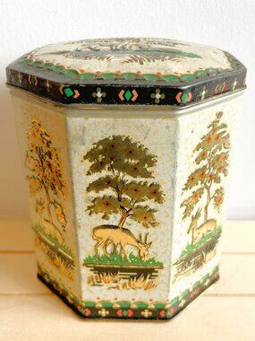 Peek Frean and Co Ltd London England Vintage Tin